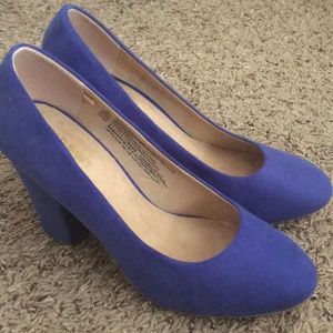 EUC Royal Blue Heels
